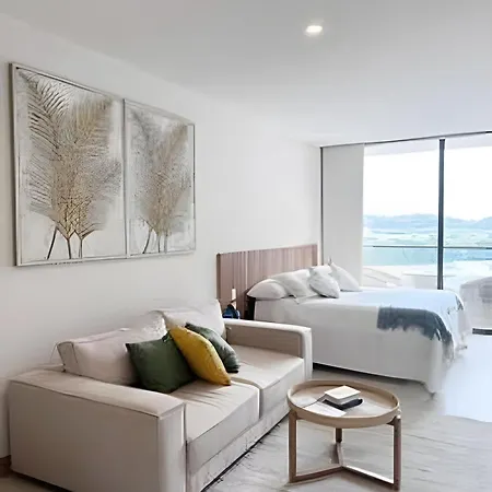 Disfrutar Con Elegancia, Confort Y Acceso Al Mar. Apartamento