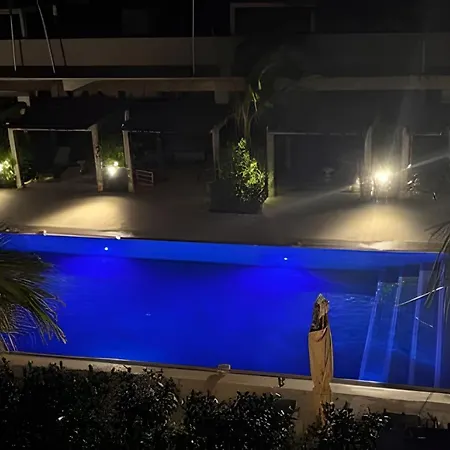 Apartamento Disfrutar Con Elegancia, Confort Y Acceso Al Mar.